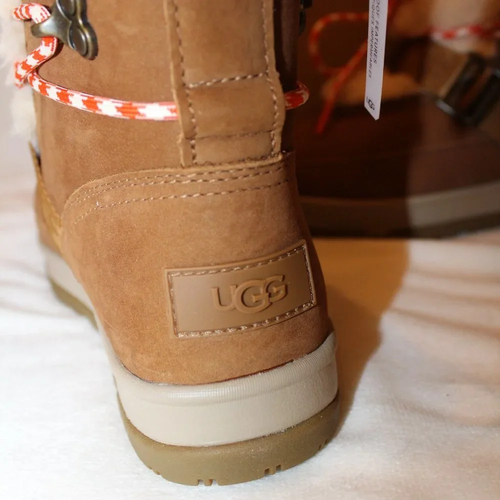 NIB‎ UGG WOMEN'S CLASSIC SHORT SUEDE WATERPROOF HIKER WINTER BOOTS CHESTNUT
